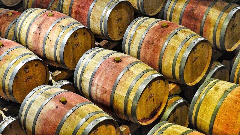 Vinificação e o Processo de Produção do Vinho